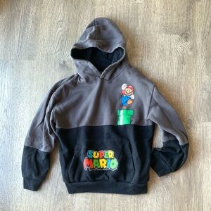 Nintendo Super Mario Hooded Sweatshirt Boys Medium